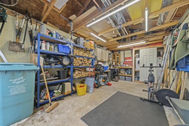Garage.JPG