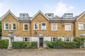 3, Gideon Mews, London W5 5EL