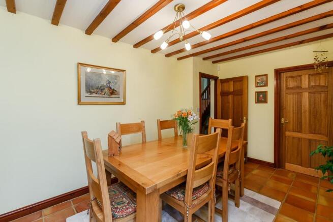 8317807-interior05-800.jpg