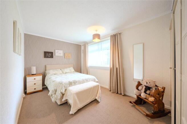3 bed Semi-Detached for sale Image 6