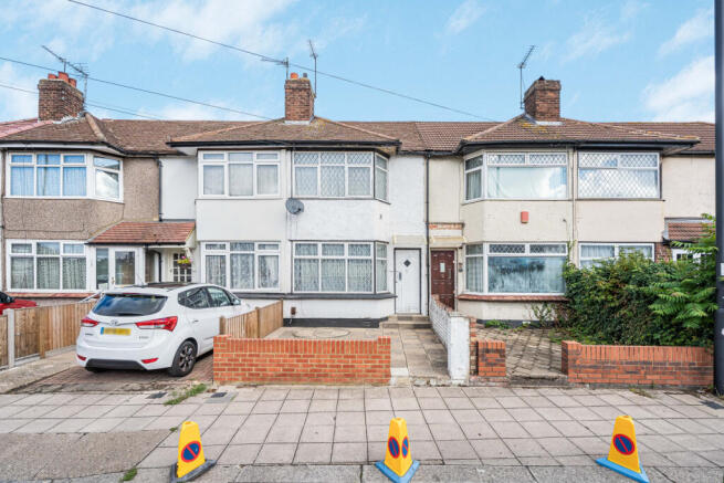 2 bed mid-terraced house for sale Goodwin Road, L