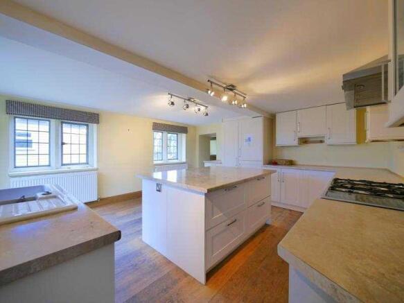 Kitchen /breakfast room
