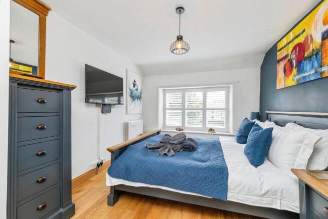3 bed Semi-Detached for sale Image 12