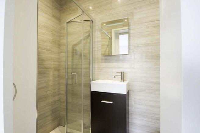 Ensuite shower...