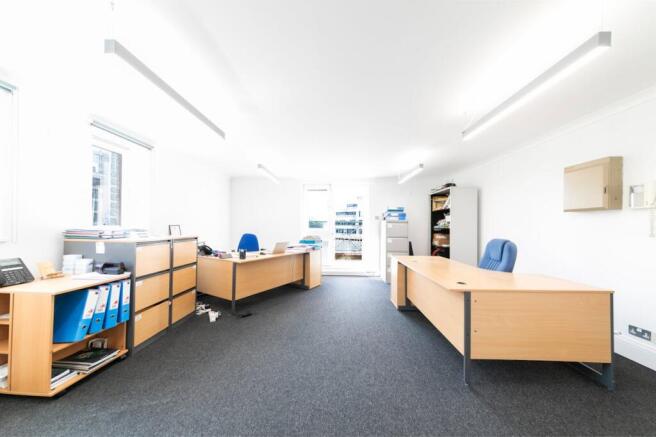 Suite 3, 17 Pepper Street -2.jpg