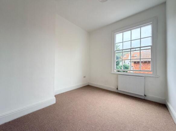 5 bed Terraced for sale Image 12
