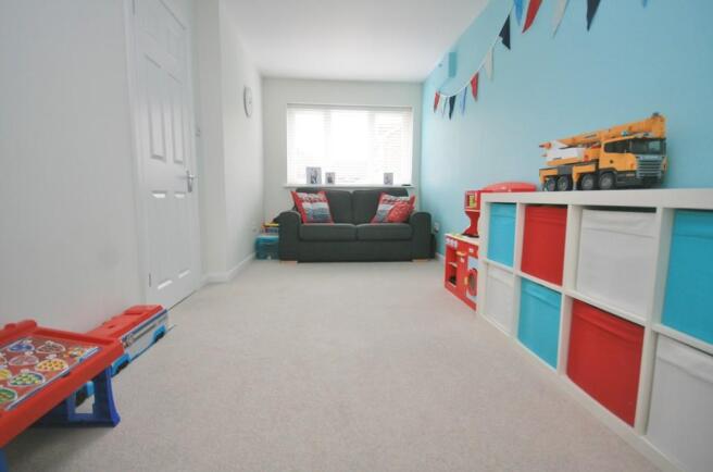 Photo 12