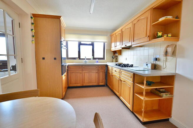 Kempton Close, Evesham, WR11 2XF photo 2