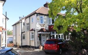 10, Wilmar Gardens, West Wickham BR4 0LH