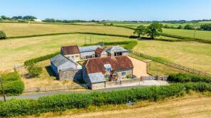 Pondcast Farm House, Pondcast Lane, Ryde PO33 4DD