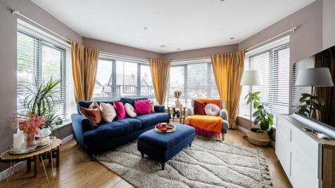 1 Wood Lane, Isleworth TW7 5FB, Isleworth, TW7 5FB
