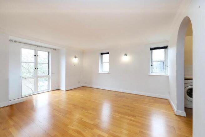 Living/Dining Area