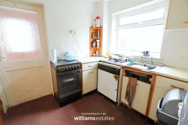 Kitchen 01