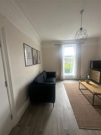 1 bed Terraced to rent Image 4