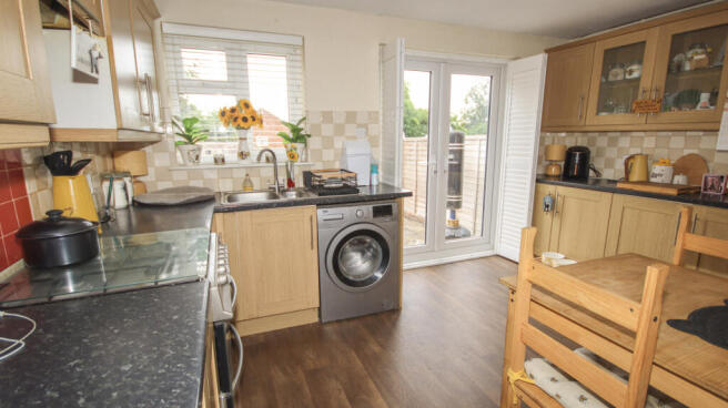 Eastwood Road, Sittingbourne, ME10 photo 4