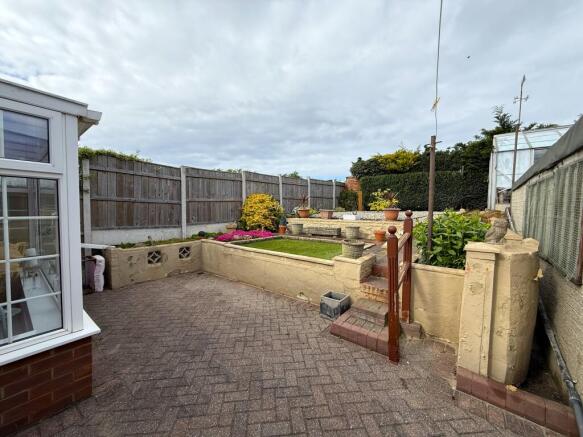 2 bed Semi-Detached Bungalow for sale Image 12