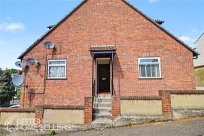 4, Toledo Court, Toledo Road, Southend-on-sea SS1 2EE