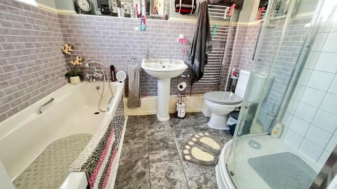 Bathroom/Shower Room