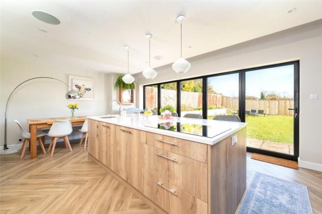 Kitchen / Breakfast