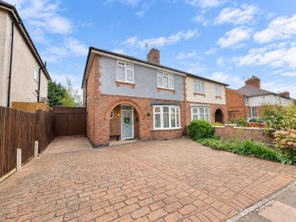 Park Hill Drive, Aylestone, Leicester, LE2 8HR