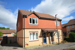 89, Pettingrew Close, Walnut Tree, Milton Keynes MK7 7LW