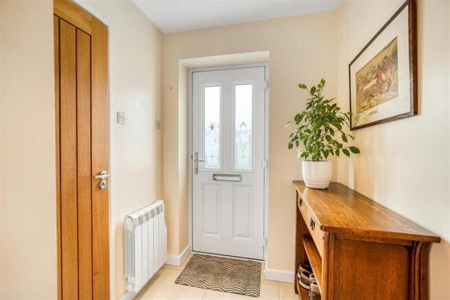 3 bed Detached Bungalow for sale Image 4