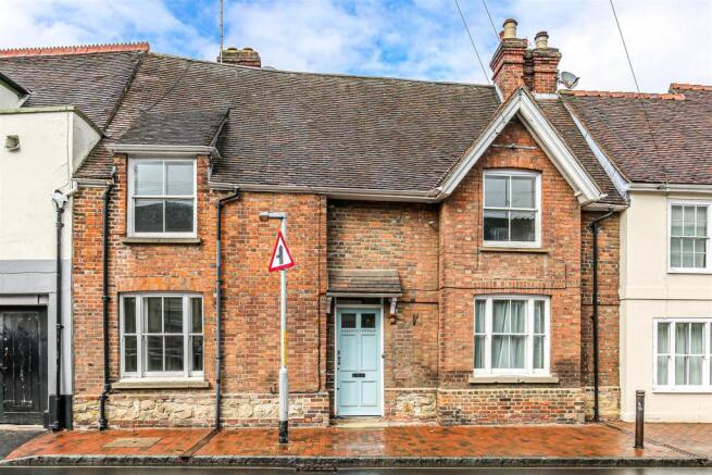 1.  Darenth Cottage, High Street, Brasted, TN16 1J