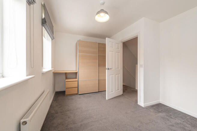 3 bed Town House for sale Image 7