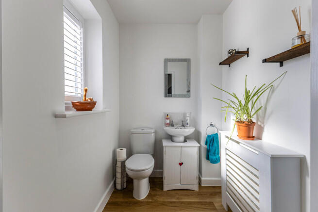 2 bed Semi-Detached for sale Image 6