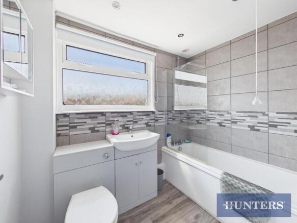 3 bed Terraced for sale Image 10