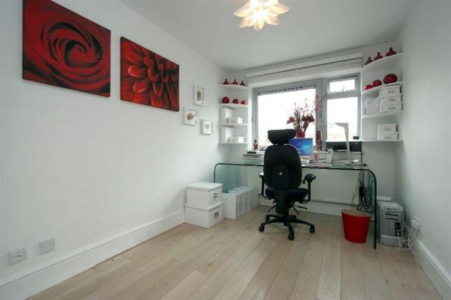 Photo 8