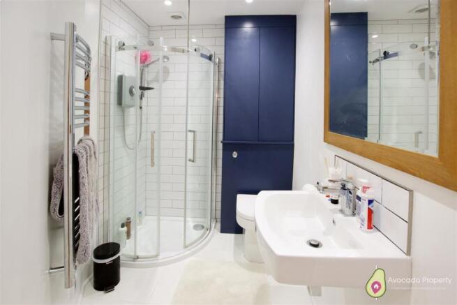 Downstairs_Bathdp1_dp_19462779.jpg