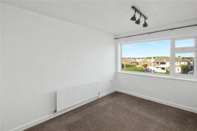 3 bed Semi-Detached for sale Image 6