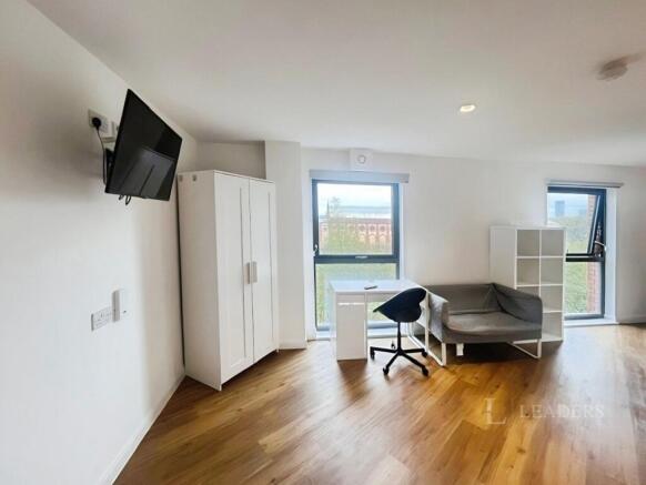 Living Area 2