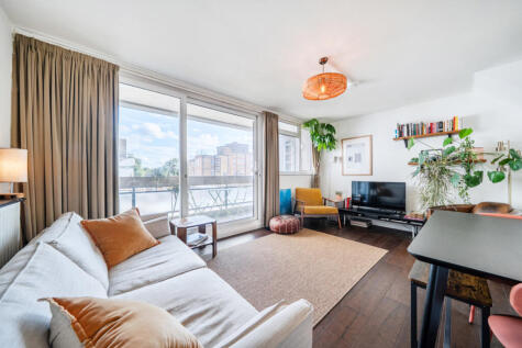 Pencraig Way, London