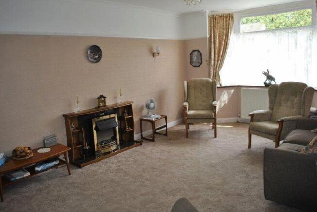 Lounge / Dining Room