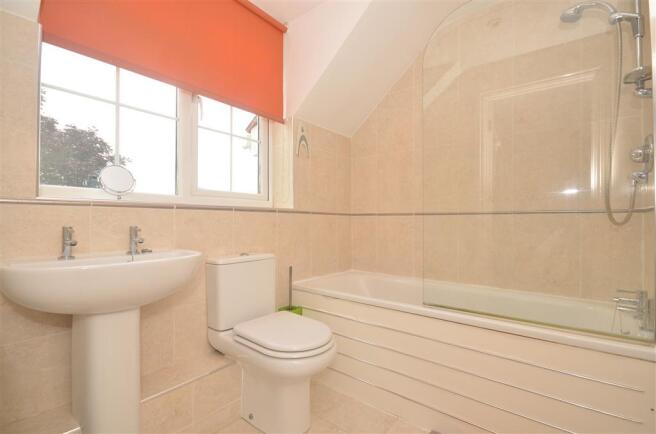En-Suite Bathroom