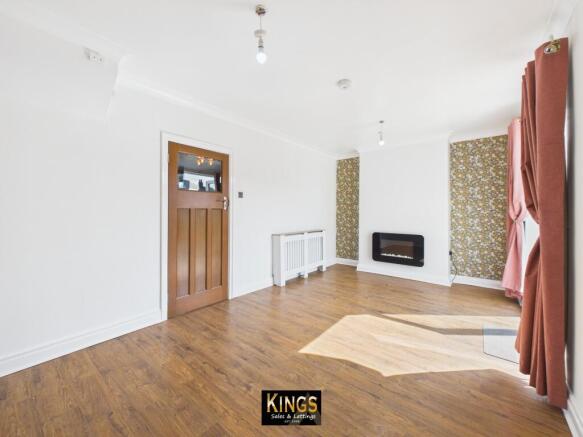 4 bed Terraced for sale Image 4
