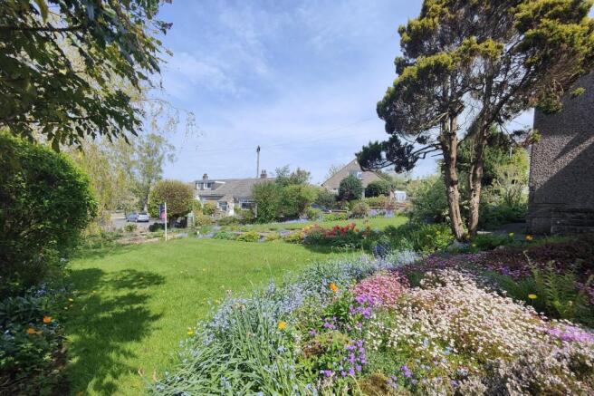 Garden Colour