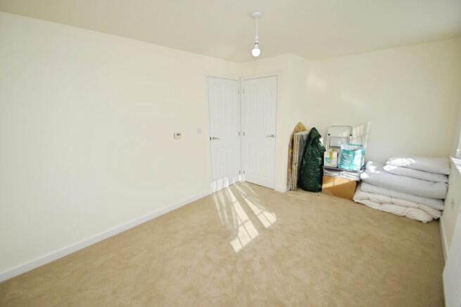 3 bed Semi-Detached for sale Image 12