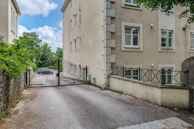Secure Gate