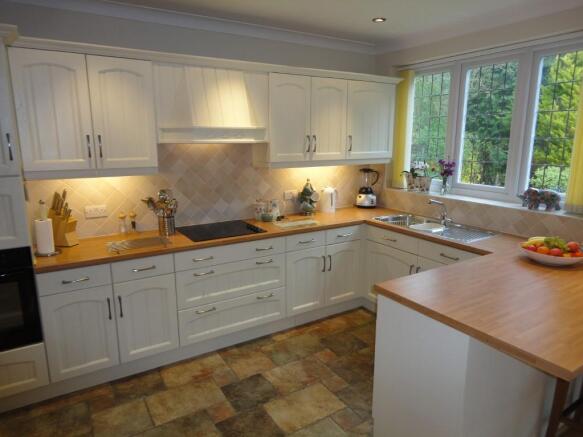 kitchen/breakfast