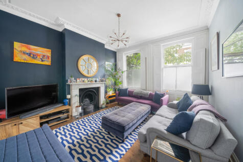 Kings Grove, Peckham, London, SE15
