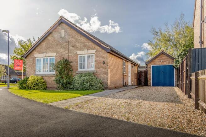 19 Church Walk, Sibsey-5