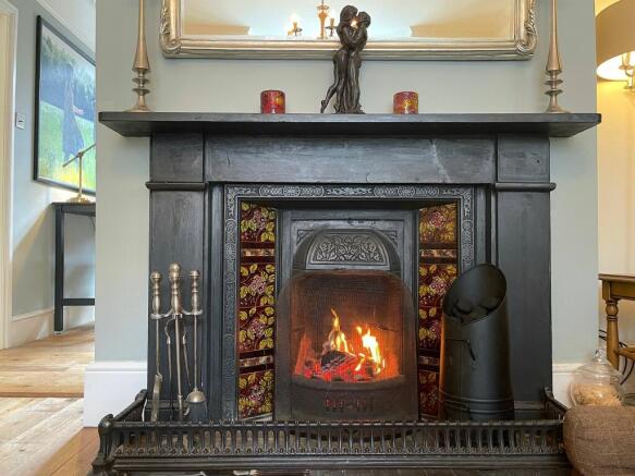 Living Room Fireplace (2)
