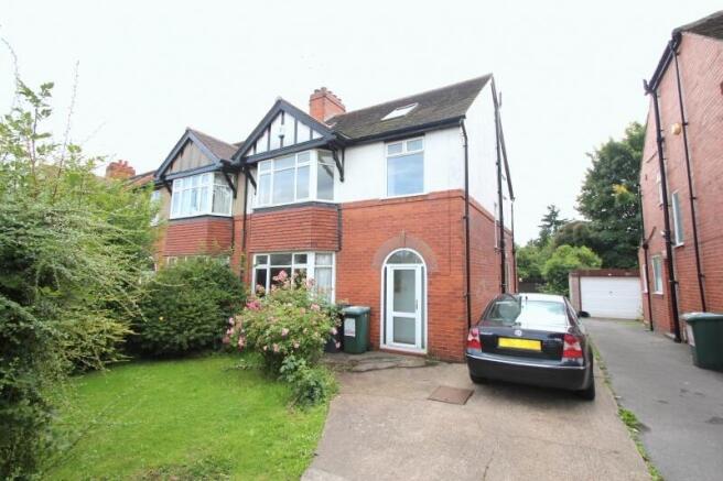 6 bed Semi-Detached to rent Image 7