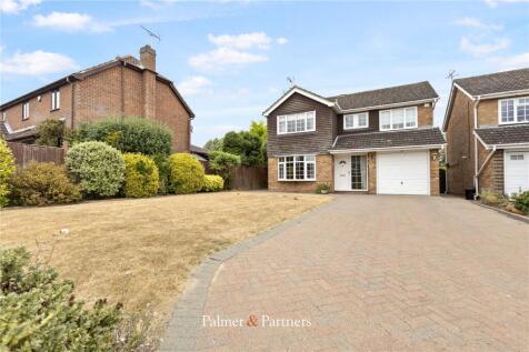 Baines Close, Lexden, Colchester, Essex, CO3