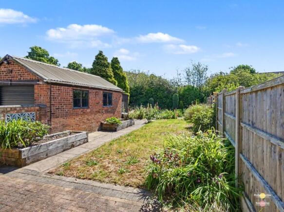 73 Beech Road, Elloughton, Brough, North Humberside, HU15 1JY photo 4