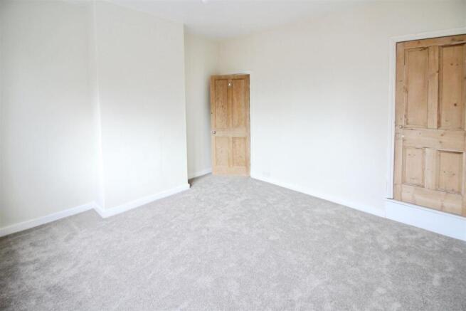 2 bed Terraced for sale Image 10