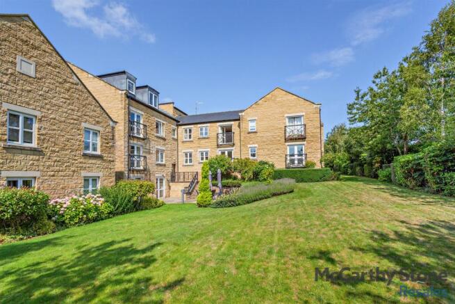 2 bed Apartment for sale Image 9